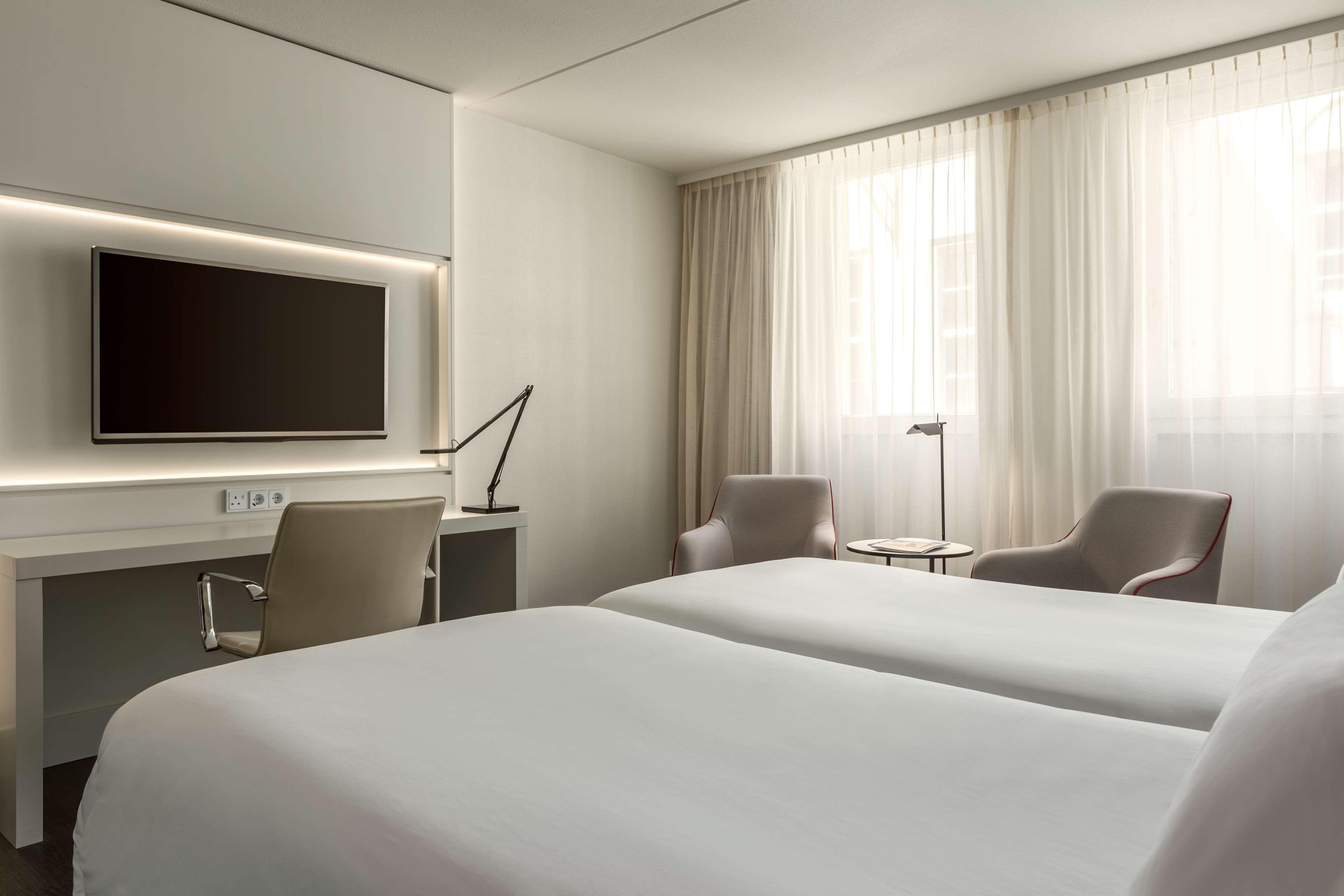 Nh Collection Barbizon Palace Hotel 5*